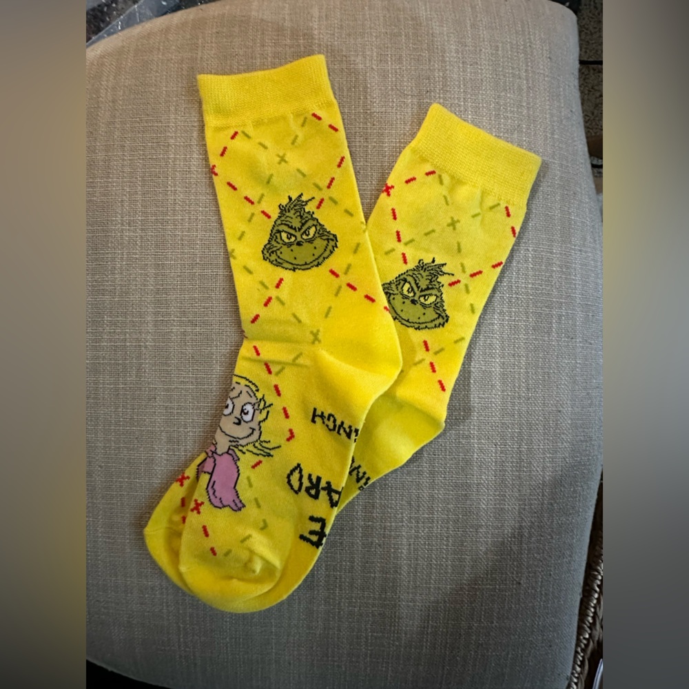 McDonald’s 2025 Yellow Grinch Socks - Picture 3 of 3